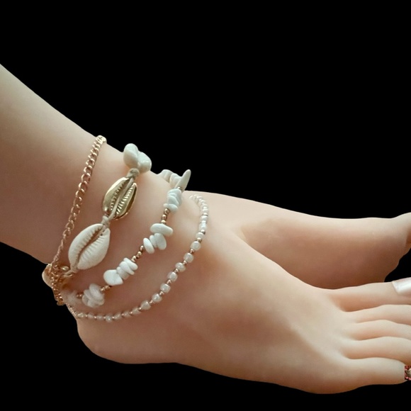 New Orange Summer Anklet. Slides to Open and Shut.. One size Fits Most. - Picture 3 of 3